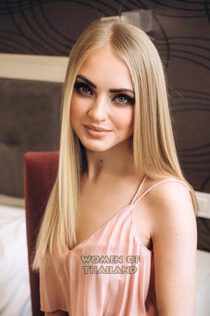 199048 - Anna Age: 29 - Ukraine
