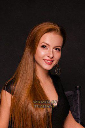 199351 - Elena Age: 33 - Ukraine
