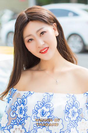201948 - Lina Age: 28 - China