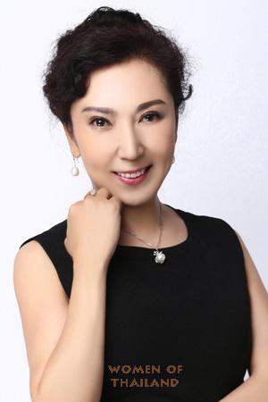 203013 - Amanda Age: 62 - China