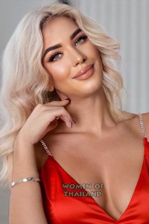 206438 - Elena Age: 21 - Ukraine