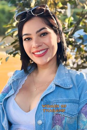 222790 - Daniela Age: 29 - Colombia