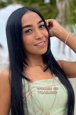 223822 - Yeraldin Age: 31 - Colombia