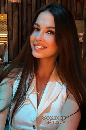 Ladies of Chernivtsi