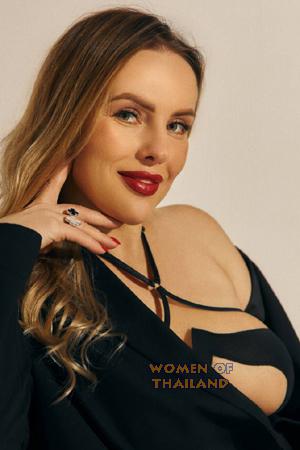 226120 - Iryna Age: 39 - Ukraine