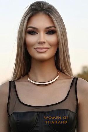 227233 - Nastasiia Age: 30 - Ukraine