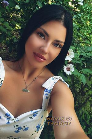 227946 - Alina Age: 28 - Ukraine